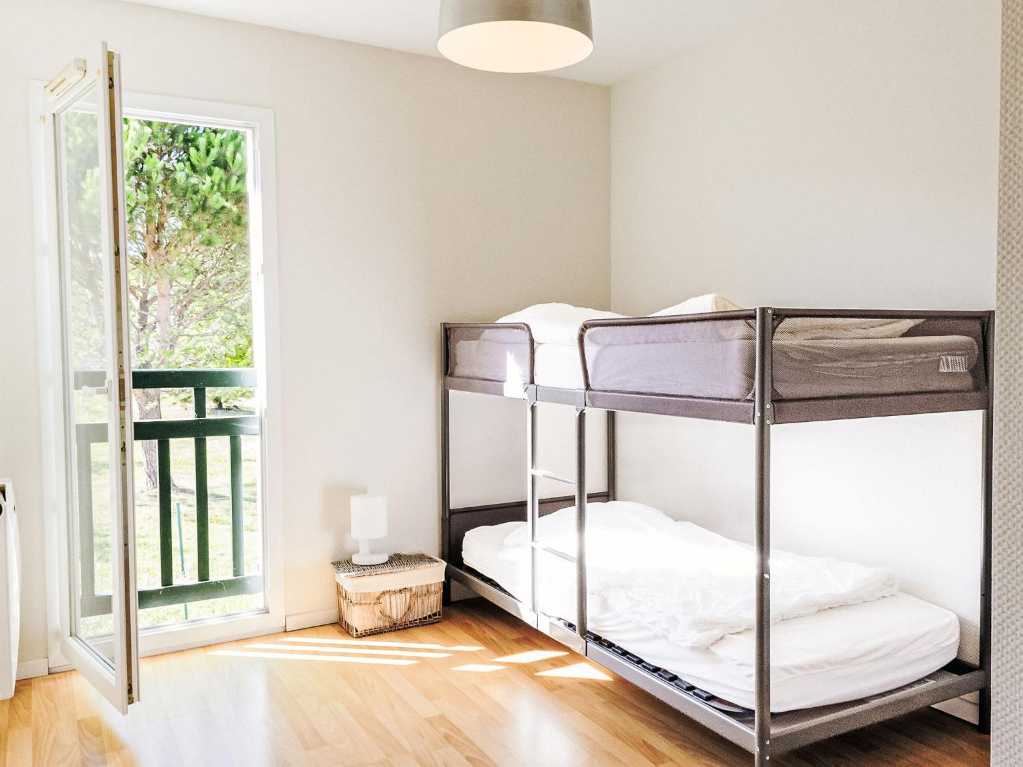 Appartement Les Hauts De Loraldia By Interhome